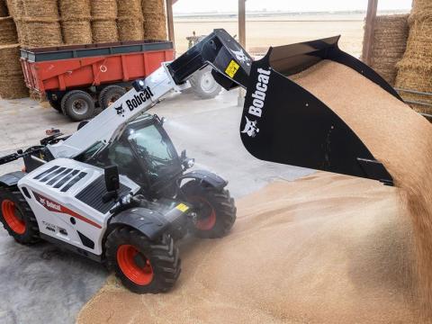 BOBCAT TL 30.70 100 'R' AGRI Új teleszkópos rakodógép a MAGTÁR Kft.-től BOBCAT TL 30.70 100 'R' AGRI Új teleszkópos rakodógép a MAGTÁR Kft.-től