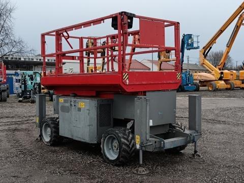 GENIE GS-2669RT - 10 m, 4x4, dízel GENIE GS-2669RT - 10 m, 4x4, dízel