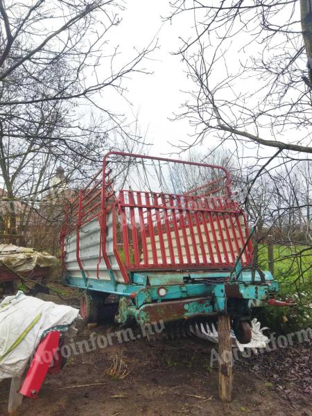 Steyr hamster rendfelszedő pótkocsi