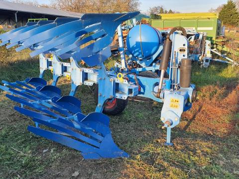 Lemken Juwel 7 M 3+1 N 100 váltvaforgató eke Lemken Juwel 7 M 3+1 N 100 váltvaforgató eke
