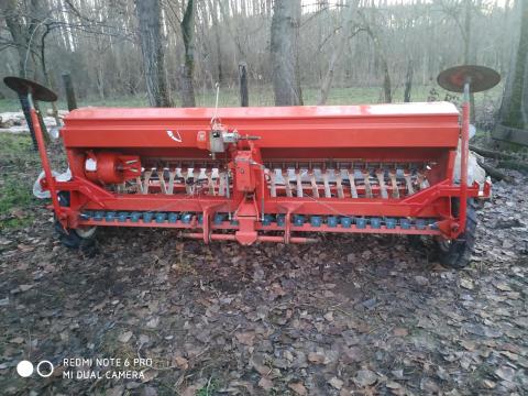 Reform 99 vetőgép és csólyosi IH eke