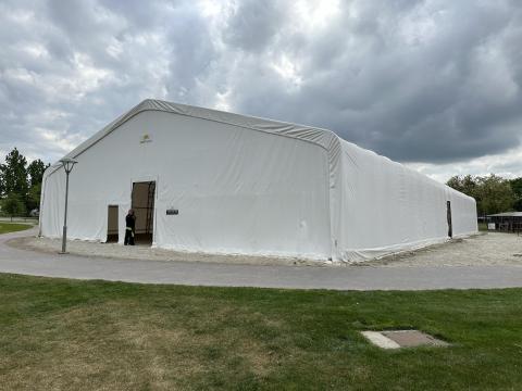 Ponyvacsarnok 12,2x24,4x6,4 m Ponyvacsarnok 12,2x24,4x6,4 m