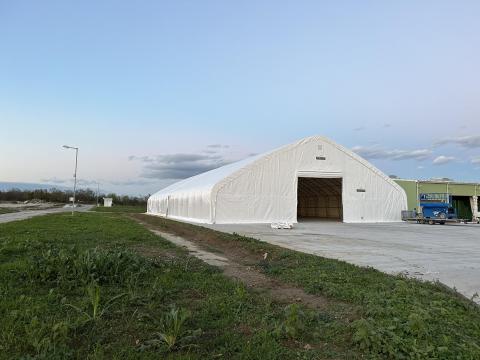 Ponyvacsarnok 21,34x36,6x8,5 m Ponyvacsarnok 21,34x36,6x8,5 m