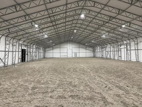Ponyvacsarnok 21,34x60,96x8,5 m Ponyvacsarnok 21,34x60,96x8,5 m