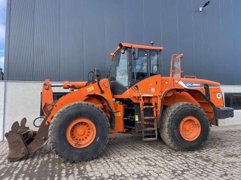 Doosan DL350-5 homlokrakodó / 2017 / 10 577 üzemóra / Lízing 20%-tól Doosan DL350-5 homlokrakodó / 2017 / 10 577 üzemóra / Lízing 20%-tól