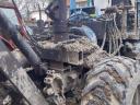 T150K traktor eredeti 6 hengeres motorral,  daruval eladó,  csere is érdekel