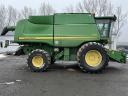 John Deere S690