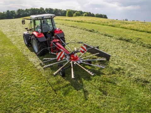FELLA JURAS 456 DN - függesztett 1 rotoros rendképző FELLA JURAS 456 DN - függesztett 1 rotoros rendképző