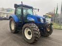 New Holland TSA 135 traktor