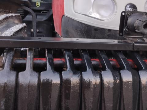 Fülkemonitor-rögzítő konzol Fülkemonitor-rögzítő konzol