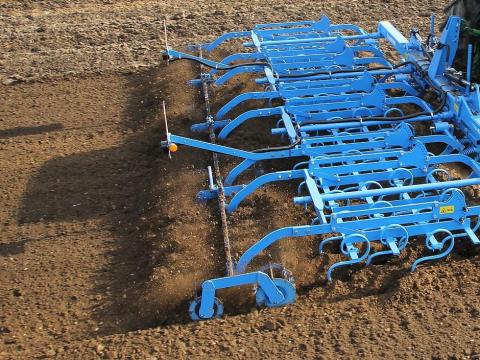 LEMKEN Korund 8/750 K GAM magágykészítő,  kombinátor,  kompaktor LEMKEN Korund 8/750 K GAM magágykészítő,  kombinátor,  kompaktor
