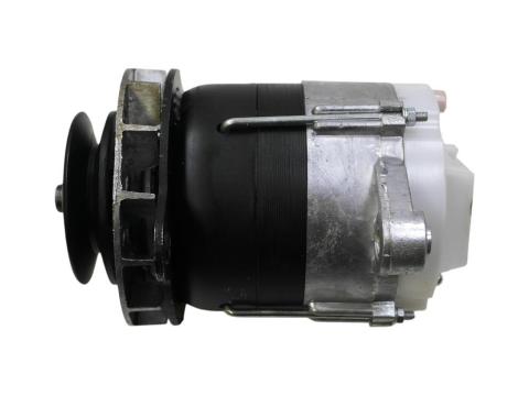 MTZ generátor kpl. 1000 W 14 V 72 A 3 kivezetéses ORIGINAL MTZ generátor kpl. 1000 W 14 V 72 A 3 kivezetéses ORIGINAL