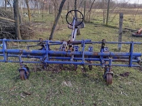 Sorművelő eladó Sorművelő eladó