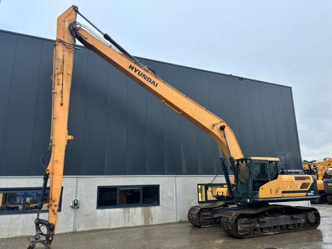 Hyundai HX300LR hosszú gémes kotrógép / 2016 / 11.011 üzemóra / lízing 20%-tól