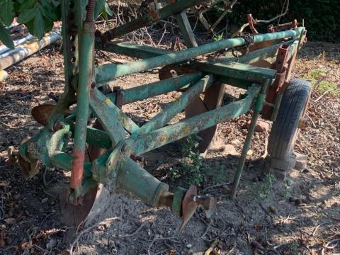 3 fejes ágyeke 3 fejes ágyeke