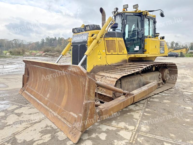 Komatsu D65PX-18EO / 2020 / 7 443 üzemóra / Lízing 20%-tól