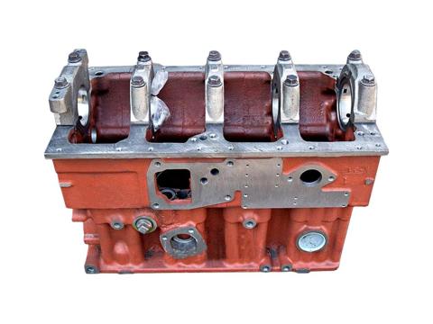 MTZ motorblokk (D-240,  D-243,  D-244,  D-245) MTZ motorblokk (D-240,  D-243,  D-244,  D-245)
