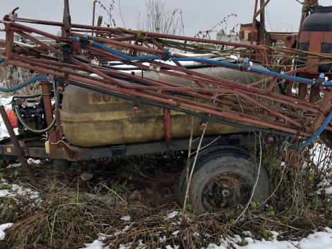 2000literes Novor permetező 2000literes Novor permetező