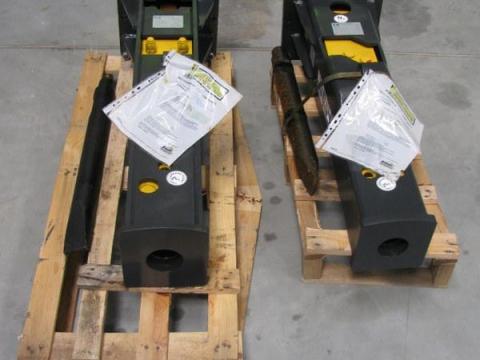 ÚJ hidraulikus kalapács MUSTANG HAMMER HM250 tömeg 255 kg ÚJ hidraulikus kalapács MUSTANG HAMMER HM250 tömeg 255 kg