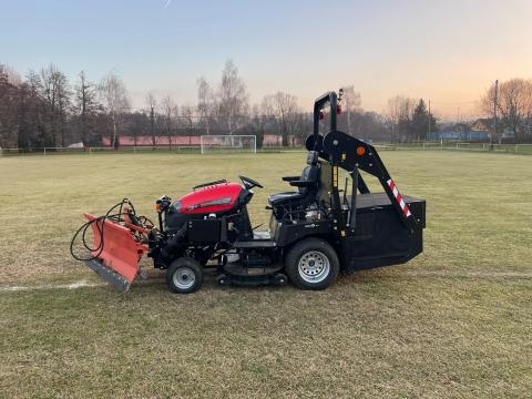 WISCONSIN PIRANHA W3651 FŰNYÍRÓTRAKTOR WISCONSIN PIRANHA W3651 FŰNYÍRÓTRAKTOR