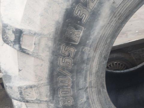 800/65 R32 800/65 R32
