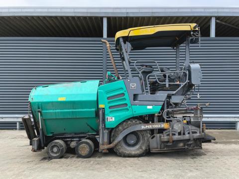 Vögele Super 1303-3i aszfaltterítő / 2019 / 6 665 üzemóra / Lízing 20%-tól Vögele Super 1303-3i aszfaltterítő / 2019 / 6 665 üzemóra / Lízing 20%-tól