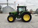 John Deere 6230