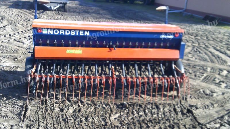 Nordsten Lift-O-Matic 2,5 méteres, 21 soros vetőgép