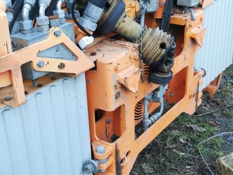 Eladó Unimog - Dücker Dua 700 Eladó Unimog - Dücker Dua 700