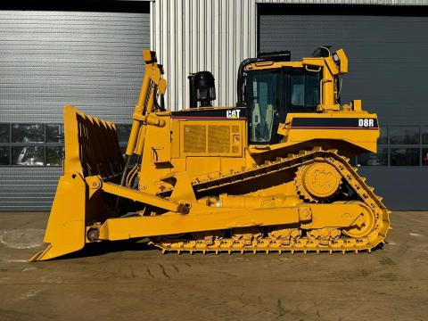 Caterpillar D8R lánctalpas dózer (2000) 13 780 üzemóra - Lízing 20%-tól Caterpillar D8R lánctalpas dózer (2000) 13 780 üzemóra - Lízing 20%-tól