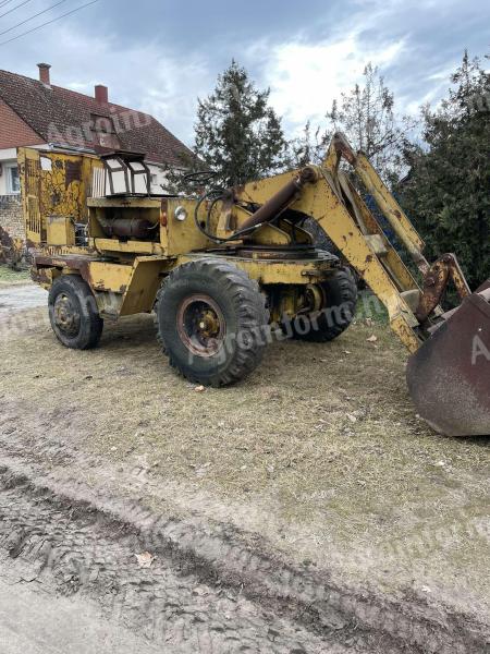 Un homlokrakodó rakodó alkatrész