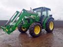 Blackbull JX100 homlokrakodó John Deere traktorokhoz (4 hengeres)