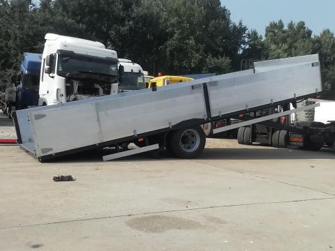 Pótkocsi, áru/gépszállító egyedi ÁF 1-11000 Pótkocsi, áru/gépszállító egyedi ÁF 1-11000