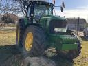 John Deere 7530