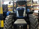 New Holland T8020