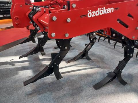 Özdöken Boltan - 745 altalajlazító Özdöken Boltan - 745 altalajlazító