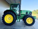 John Deere 7530 E Premium traktor