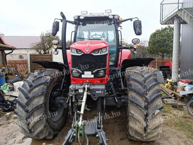 Massey Ferguson 7718S