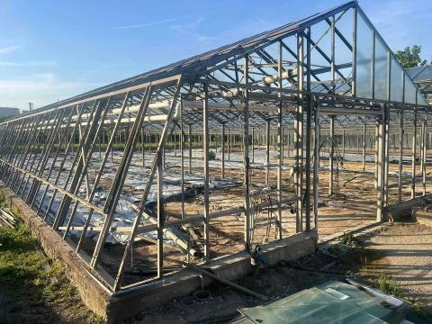 Horganyzott csarnok, üvegház, tároló vagy beálló vázszerkezet eladó Horganyzott csarnok, üvegház, tároló vagy beálló vázszerkezet eladó