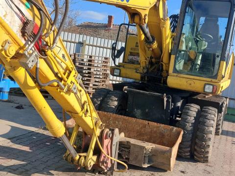 Komatsu kotró Komatsu kotró