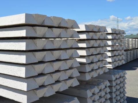 Gyártótól verhetetlen áron: betonoszlop, drótfonat, kerítés oszlop, drótháló, vadháló Gyártótól verhetetlen áron: betonoszlop, drótfonat, kerítés oszlop, drótháló, vadháló