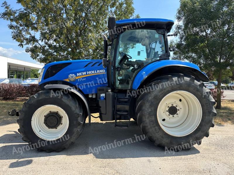 New Holland T7.210