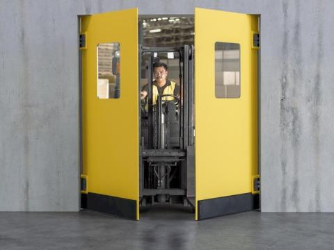 Strapabíró lengőajtók az ipar vagy a mezőgazdaság számára Strapabíró lengőajtók az ipar vagy a mezőgazdaság számára