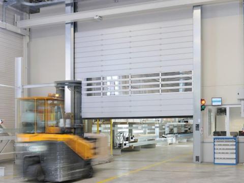 Hörmann gyorskapuk az energiatakarékos üzemeltetéshez Hörmann gyorskapuk az energiatakarékos üzemeltetéshez