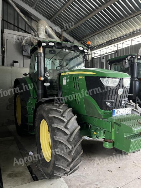 John Deere 6190R