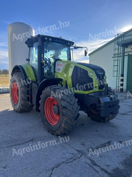 Claas Axion 830