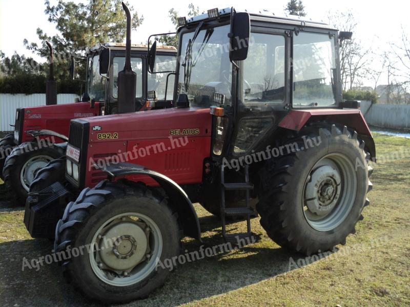 MTZ 892.2 traktor