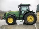 John Deere 8260R (2015)