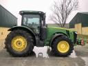 John Deere 8260R (2015)