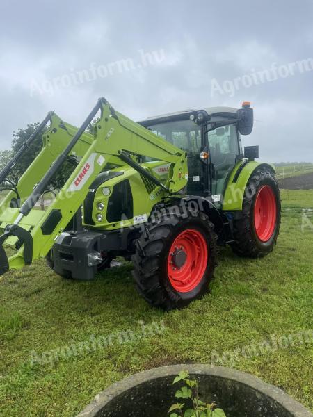 Claas Arion 420 Homlokrakodóval